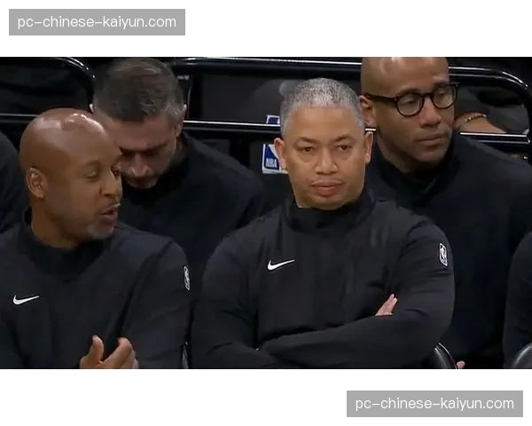 战术复盘：快船四巨头合体后，卢指导如何调配“球星单打”与“团队配合”的节奏