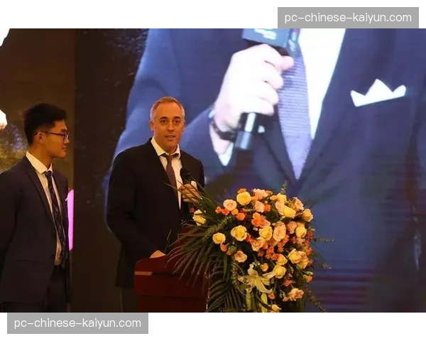 越来越多跨国企业成为西甲赞助商,合作覆盖多个广告领域 越来越多跨国企业成为西甲赞助商,合作覆盖多个广告领域