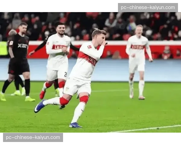 沃尔夫斯堡前锋温德谈保级形势：信任球队但回避留队表态